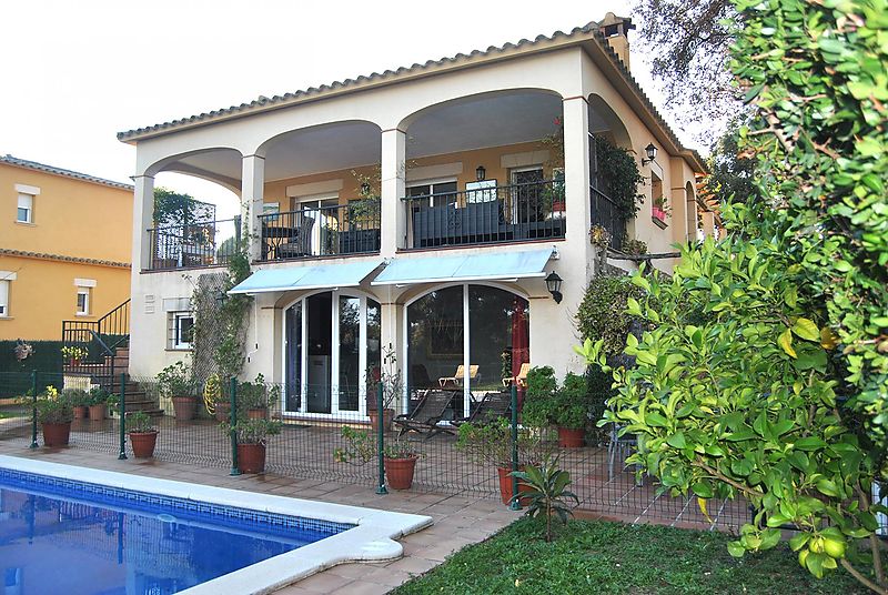 Villa with pool in Mas Pallí in Calonge