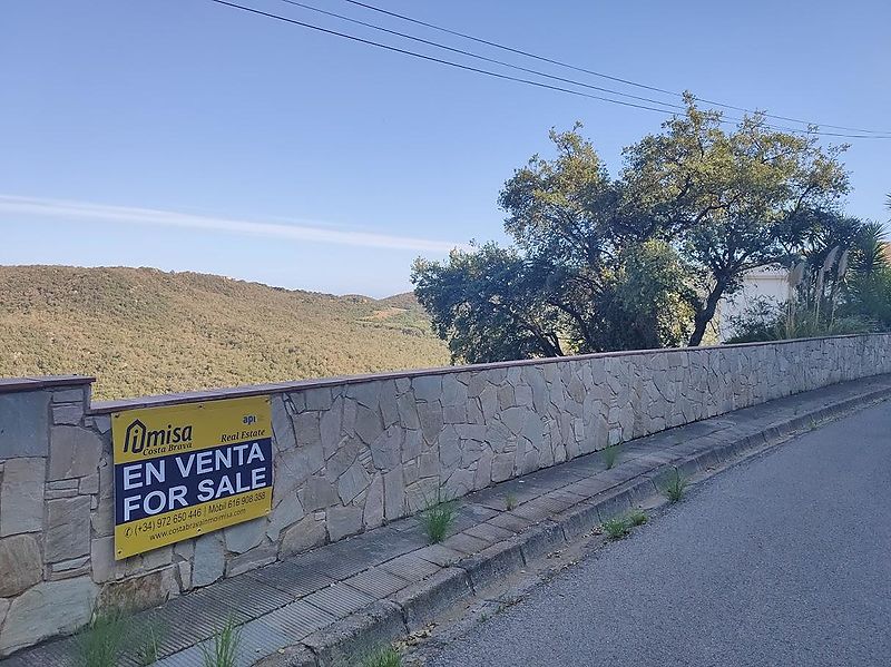 Grundstück in Calonge, freistehendes Haus mit Meer- und Bergblick zu bauen