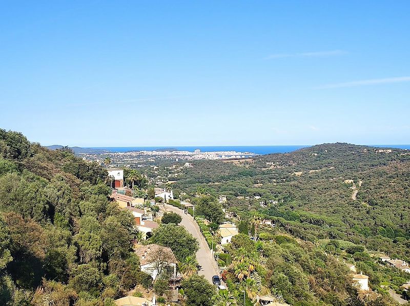 Terreny a Calonge, per construir casa unifamiliar amb vista a la mar i muntanya