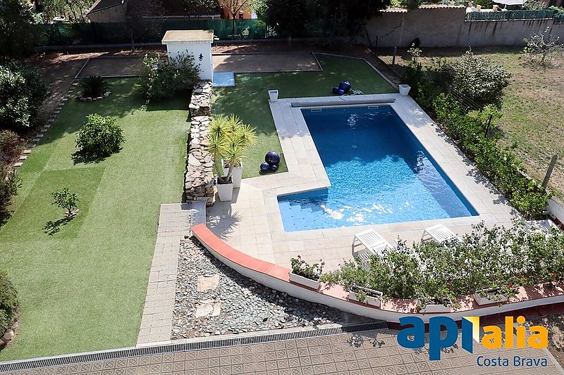Maison a Mas Pallí, Calonge, avec piscine.