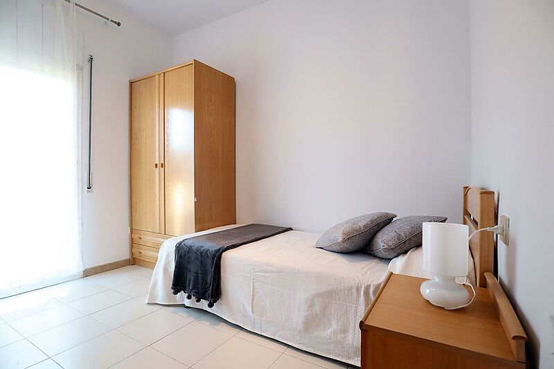 Appartement avec 4 chambres à coucher situé au centre de Palamós