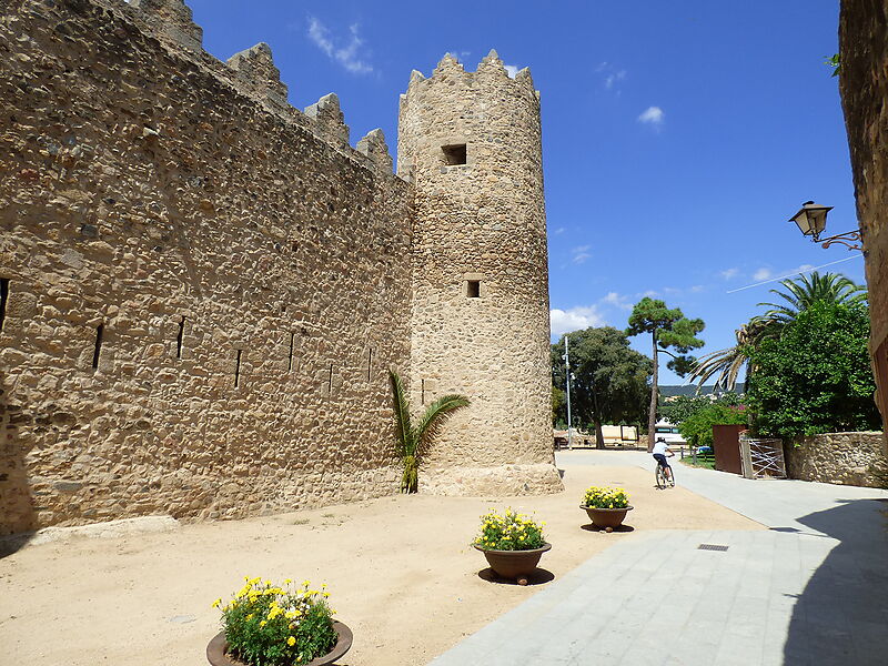 Parcela de 1790 m2. Espectacular vista al mar