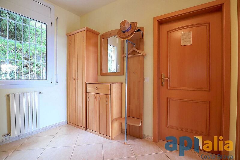 Casa amb piscina i vistes al mar a Santa Cristina d'Aro, amb apartaments separats