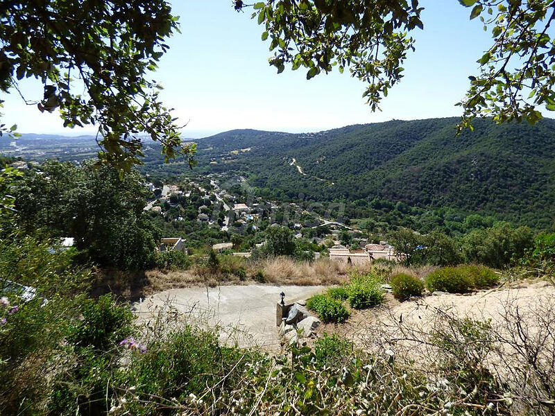 Plot in an exclusive area of Calonge with panoramic views