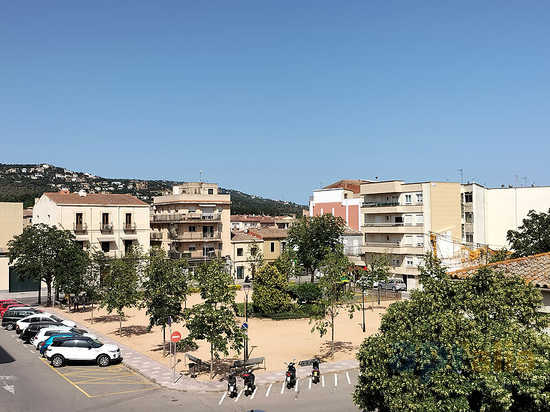 Bright and spacious apartment in perfect condition, in the heart of Santa Cristina d'Aro