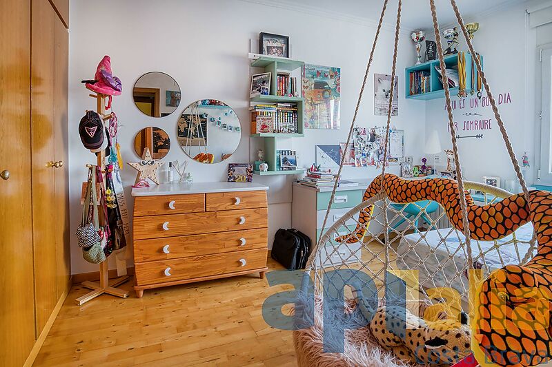 Apartment in der Avinguda Cataluña, im Herzen des Einkaufszentrums und 150 m vom Strand entfernt