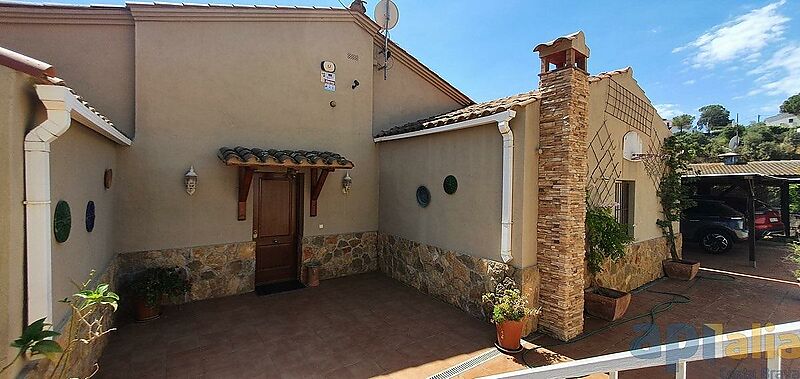Belle maison dans l'urbanisation Mas Pere à Calonge