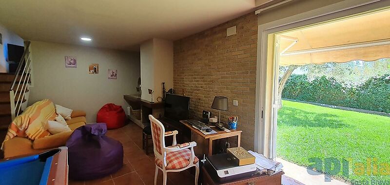 Belle maison dans l'urbanisation Mas Pere à Calonge