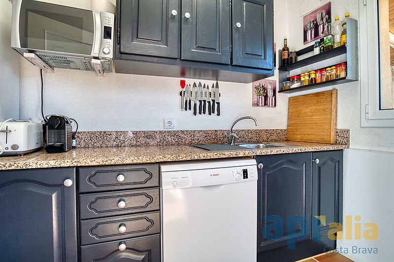 Xalet en excel·lents condicions per a estil de vida tranquil alhora a prop de tots els serveis