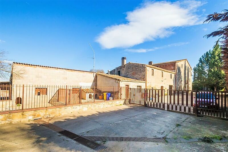 Spectacular and grandiose country house in Baix Empordà