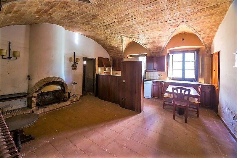 Spectacular and grandiose country house in Baix Empordà
