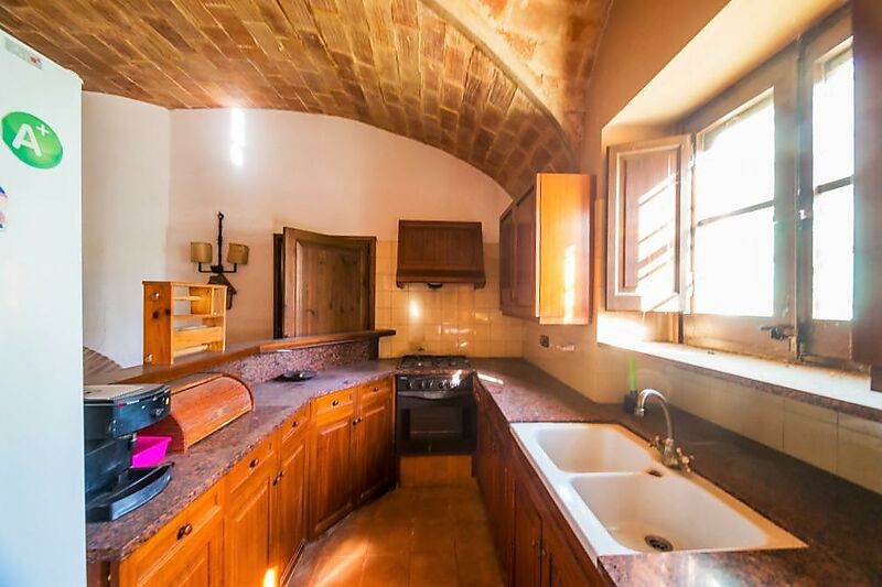 Spectacular and grandiose country house in Baix Empordà