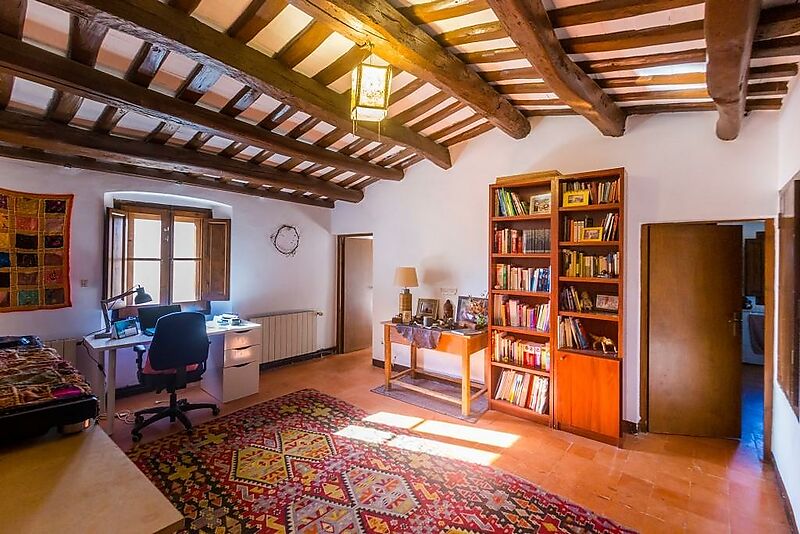 Spectacular and grandiose country house in Baix Empordà