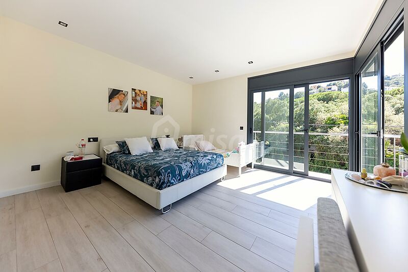 Fantastic modern villa in Calonge