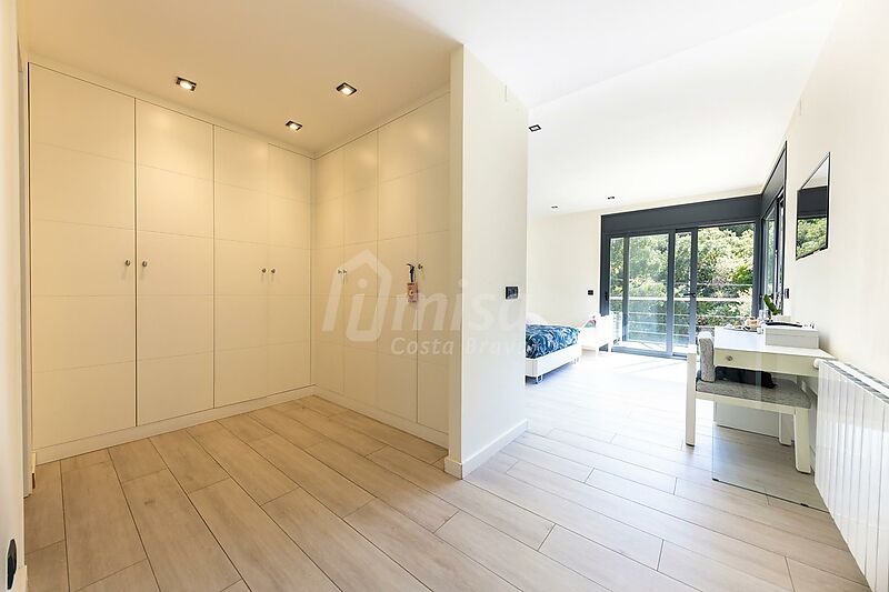 Fantastic modern villa in Calonge