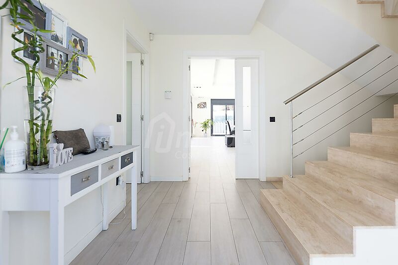 Fantastic modern villa in Calonge