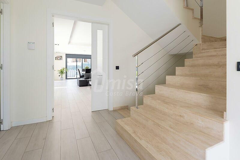 Fantastic modern villa in Calonge
