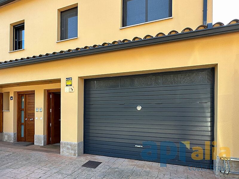 Maison jumelée à Palamós en excellent état, dans un endroit calme et à quelques pas de tous les services