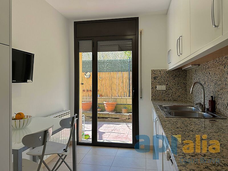 Maison jumelée à Palamós en excellent état, dans un endroit calme et à quelques pas de tous les services