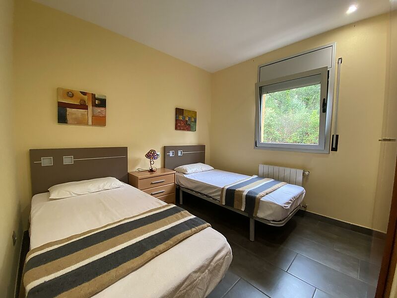 Fantástica casa de una sola planta con piscina y amplio garaje en Calonge Costa Brava