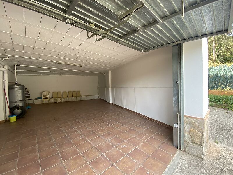 Fantástica casa de una sola planta con piscina y amplio garaje en Calonge Costa Brava