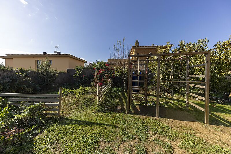 Belle villa individuelle à vendre à Vall-llobrega