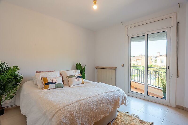 Fantastische und sehr große Wohnung mit spektakulärem Blick auf das Meer und die Berge.