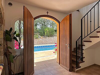 Spacious and very private villa surrounded by nature with pool and stunning views of the mountains.