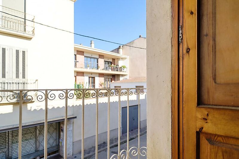 Ático muy soleado con 2 terrazas en el centro de Llagostera