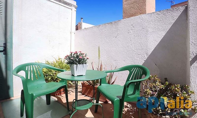 Descubre el encanto y la tranquilidad de la Costa Brava en nuestra hermosa casa de pueblo en San Feliu de Guíxols.