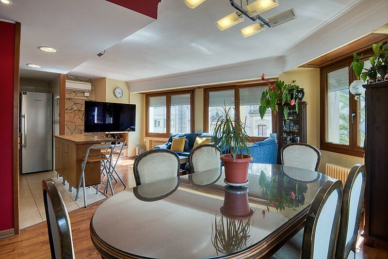 Great apartment in Sant Feliu de Guíxols... 118m ! Interested? Keep reading