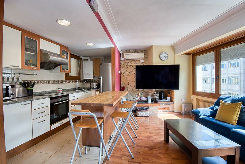 Great apartment in Sant Feliu de Guíxols... 118m ! Interested? Keep reading