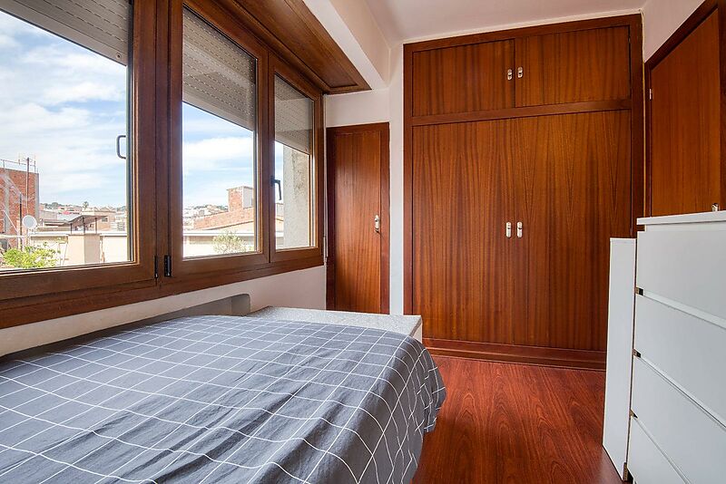 Grand appartement à Sant Feliu de Guíxols... 118m ! Ça t'intéresse? Continue de lire
