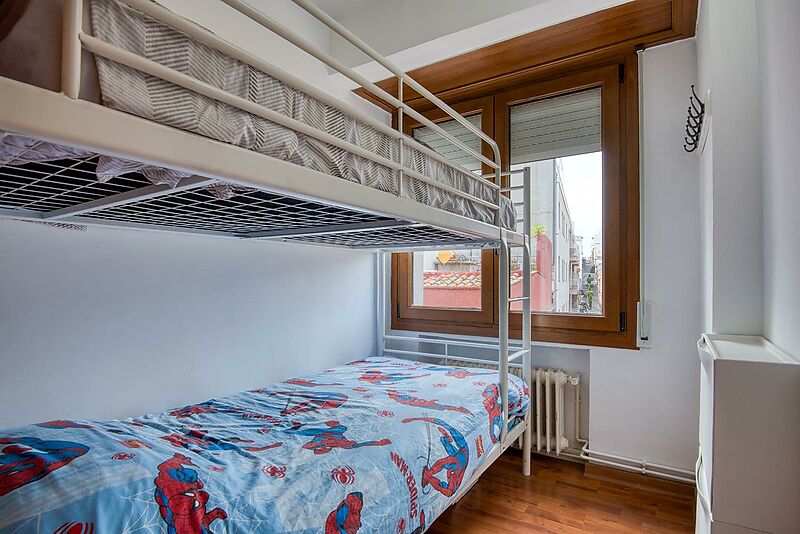 Great apartment in Sant Feliu de Guíxols... 118m ! Interested? Keep reading