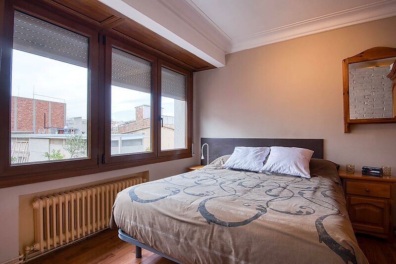 Great apartment in Sant Feliu de Guíxols... 118m ! Interested? Keep reading