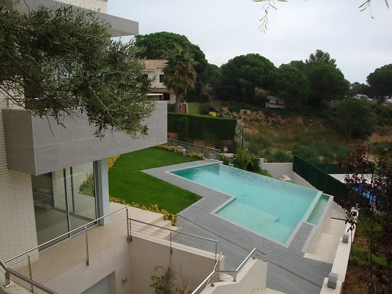 Casa for sale