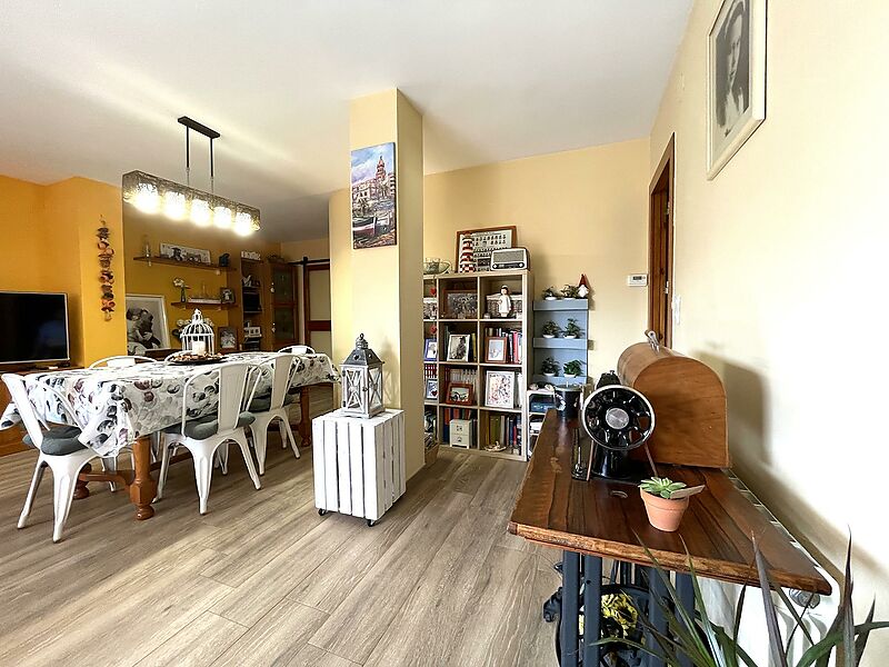 Penthouse zum Verkauf im Zentrum von Palamós, Blick auf die gesamte Stadt