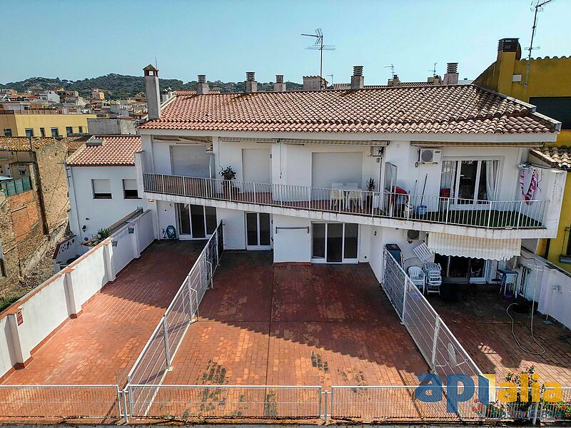 Appartement confortable situé au premier étage