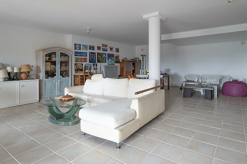 Lovely villa with a pool and a short distance from the beach in Sant Antoni de Calonge