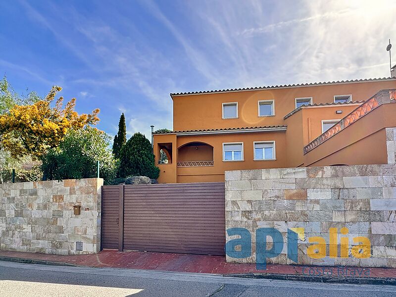 Exclusivo chalet de lujo en el corazón de la Costa Brava