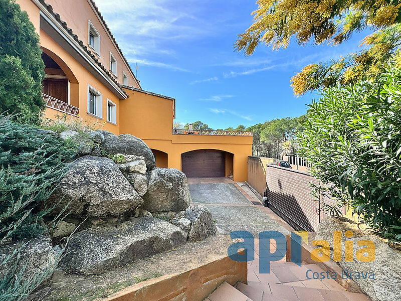 Exclusivo chalet de lujo en el corazón de la Costa Brava