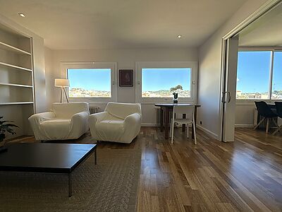 Spacious penthouse two minutes from the beach in Sant Feliu de Guixols