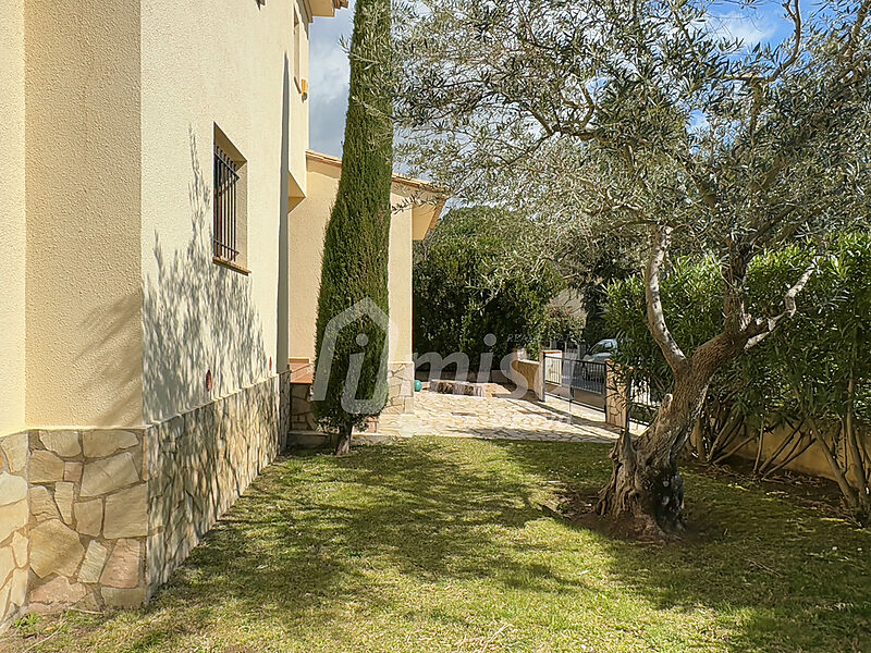 Perfect house to live all year round in Costa Brava