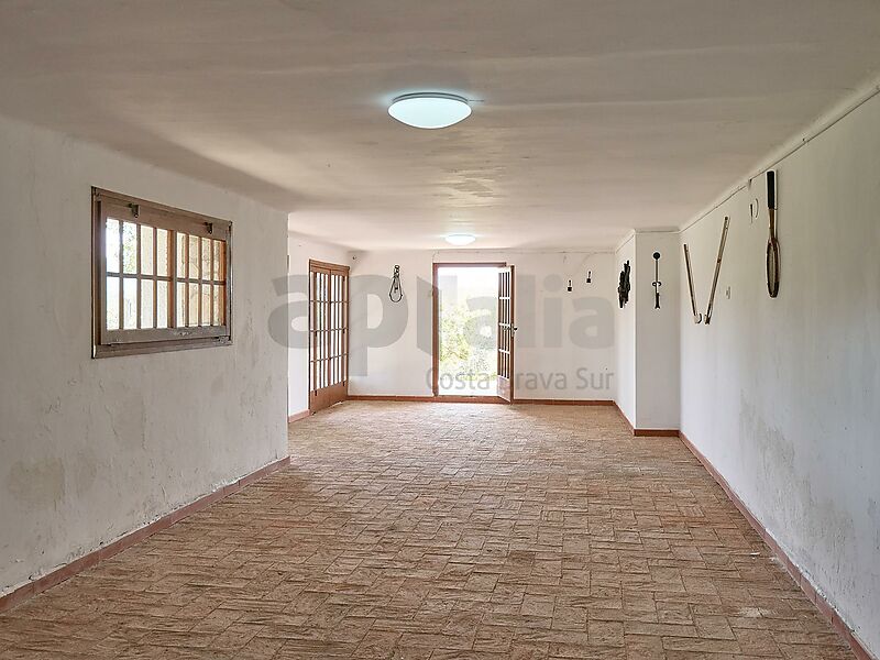 Vila amb gran potencial, 2.000 m  de parcel·la i espais sense límits a Los Pinares