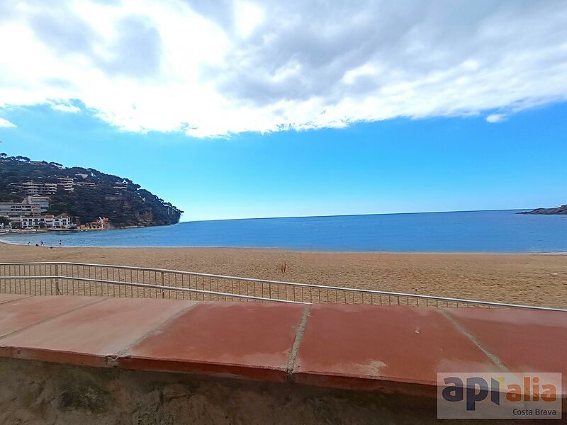RESTAURANT BELLACOSTA A LLAFRANC