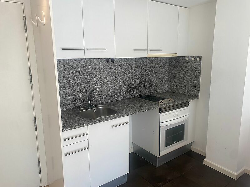 APARTAMENTO EN VENTA PALAMOS- LICENCIA TURISTICA