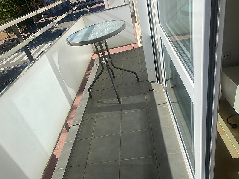 APARTAMENTO EN VENTA PALAMOS- LICENCIA TURISTICA