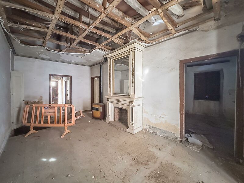 Casa para reforma integral en el centro de Palafrugell
