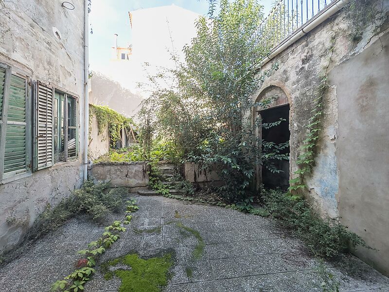 Casa per a reforma integral al centre de Palafrugell