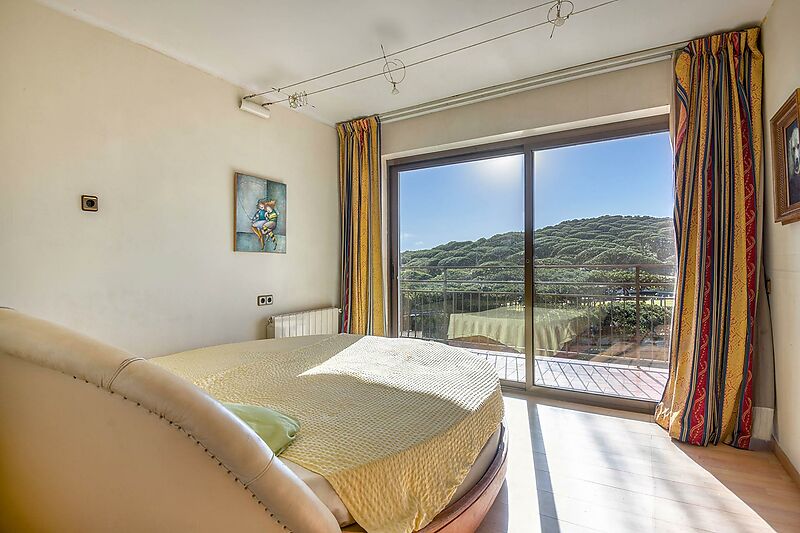 Preciós habitatge amb terrassa i vistes . Platja d Aro